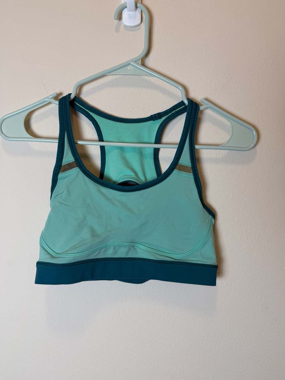 Lululemon Free To Be Wild Sports Bra Mint Green Size 4